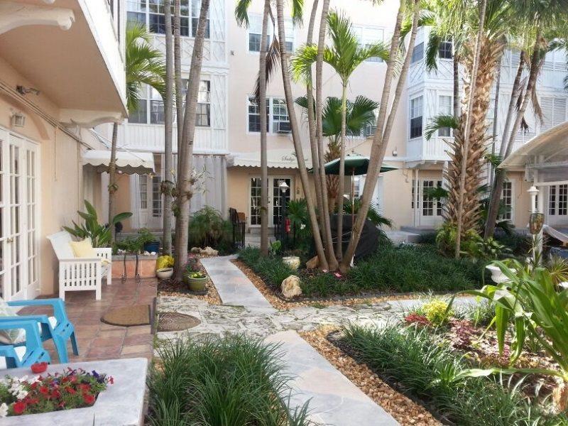מיאמי ביץ' Sadigo Court Hotel מראה חיצוני תמונה